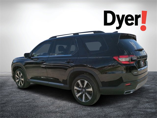 Used 2024 Honda Pilot Touring image 6