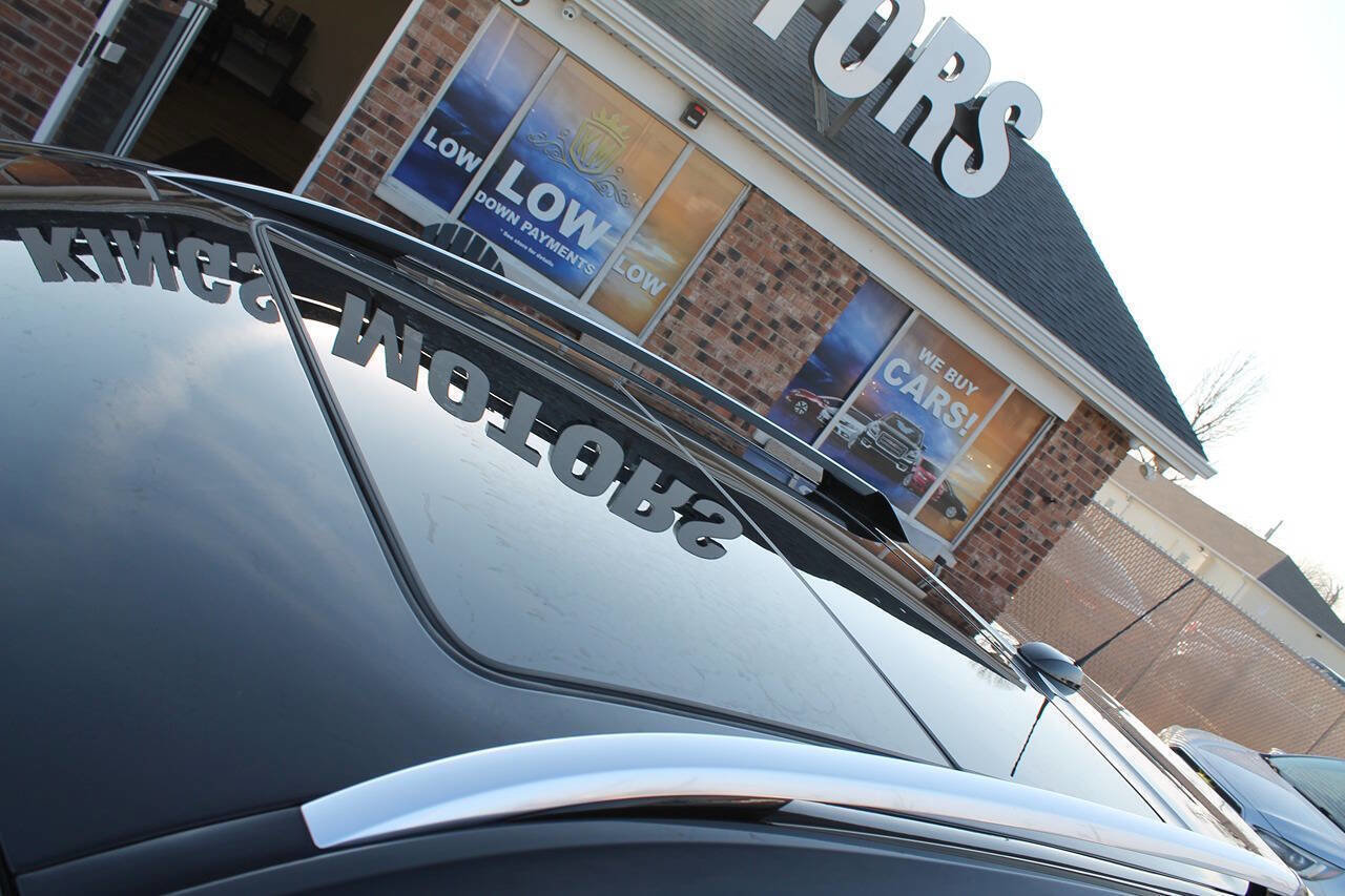 Used 2016 Cadillac SRX Performance w/ Driver Awareness Package image 9