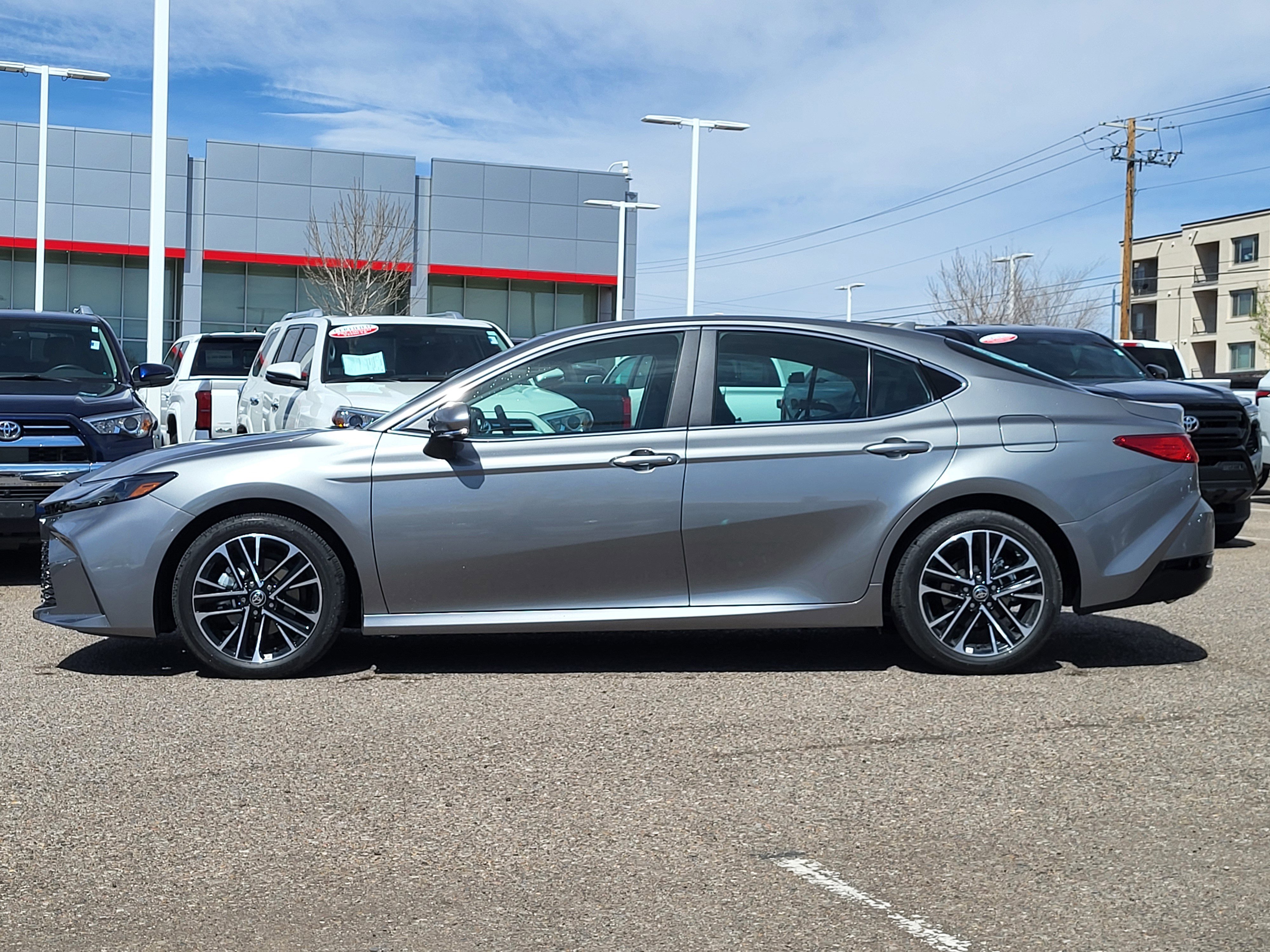 Used 2026 Toyota Camry XLE image 7