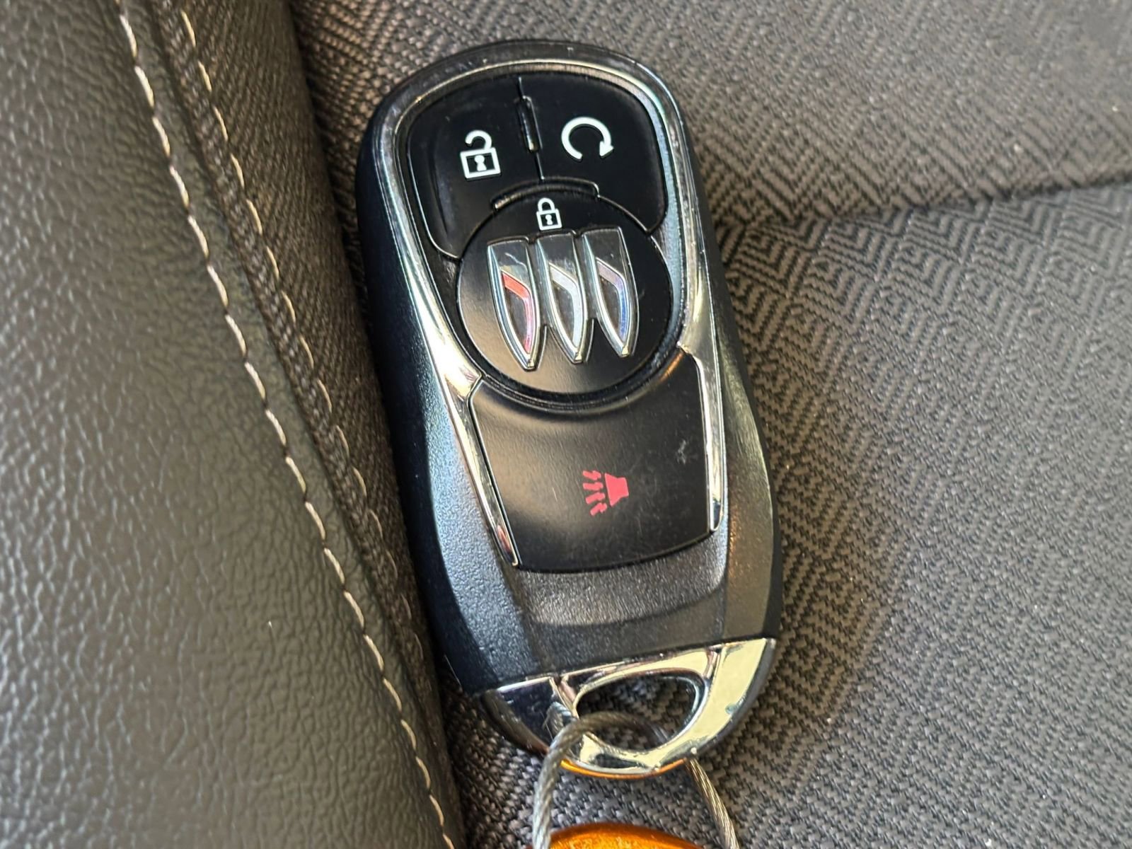 Used 2025 Buick Encore GX Preferred FWD image 23