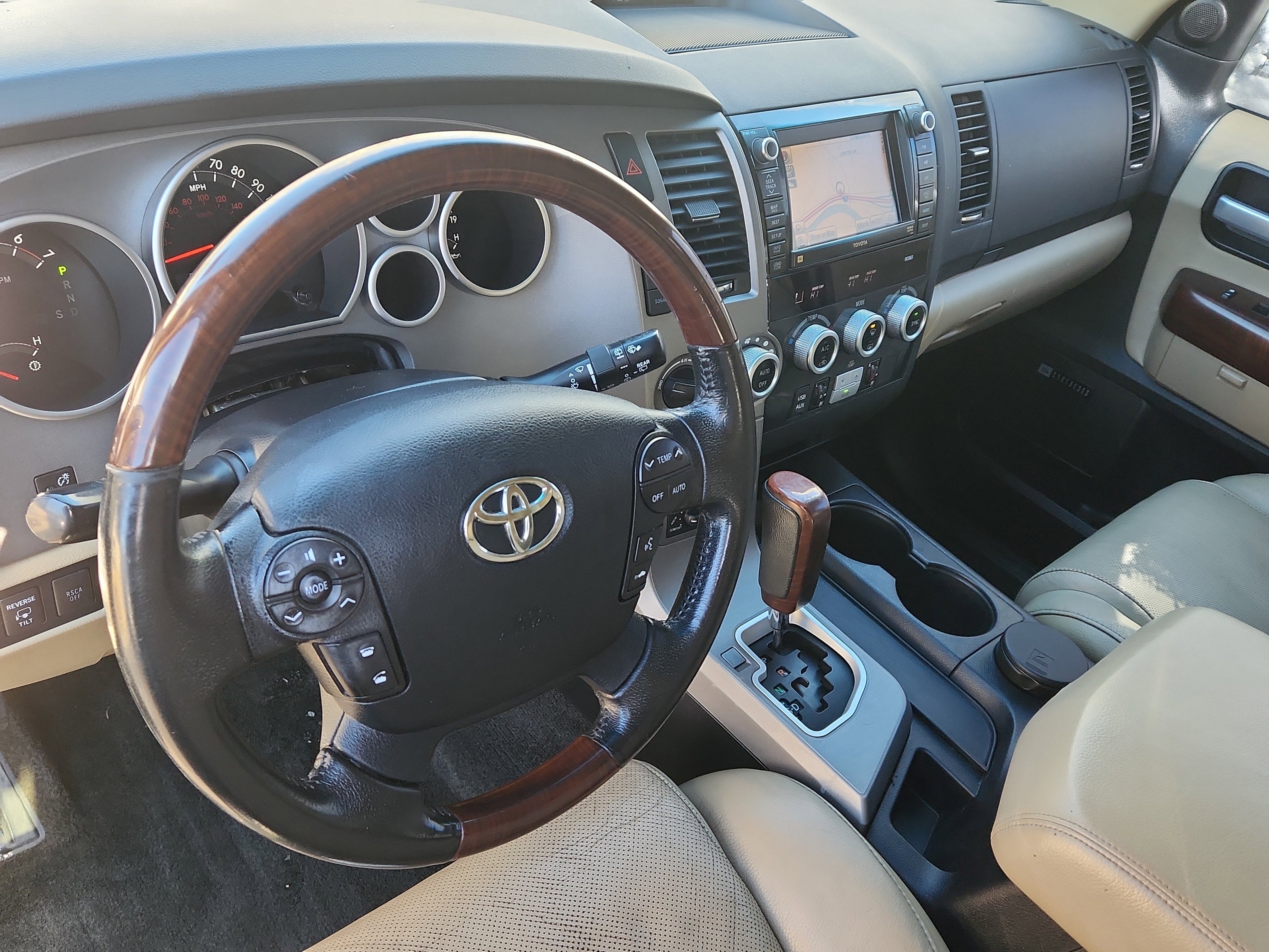 Used 2012 Toyota Sequoia Platinum image 8