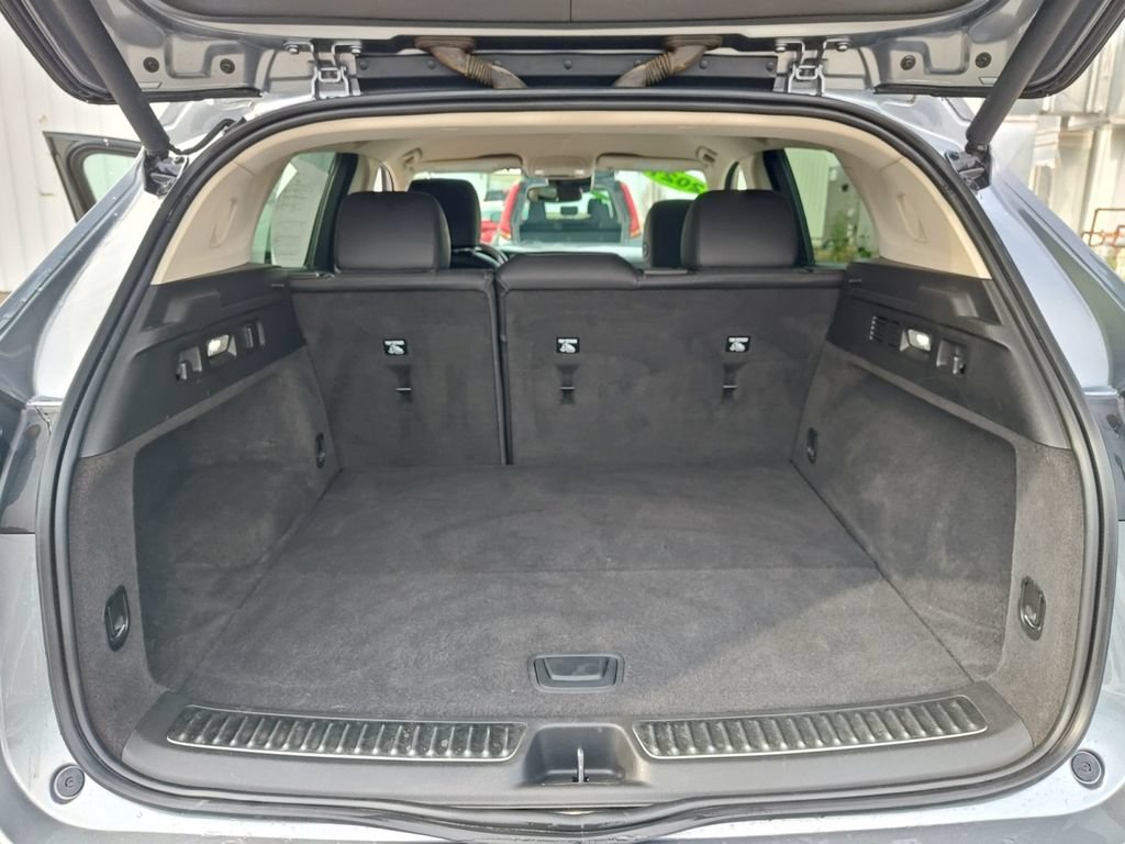 Used 2021 Buick Envision Essence w/ Sport Touring Package AWD/4WD image 30