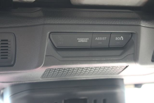 Used 2024 Jeep Wrangler Willys image 12