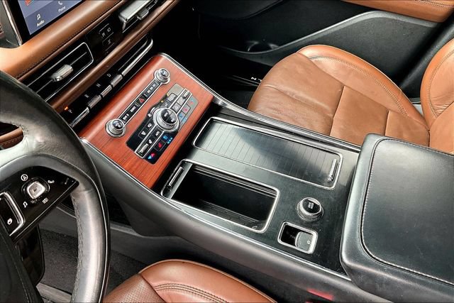 Used 2021 Lincoln Aviator Reserve w/ Equipment Group 201A AWD/4WD image 15