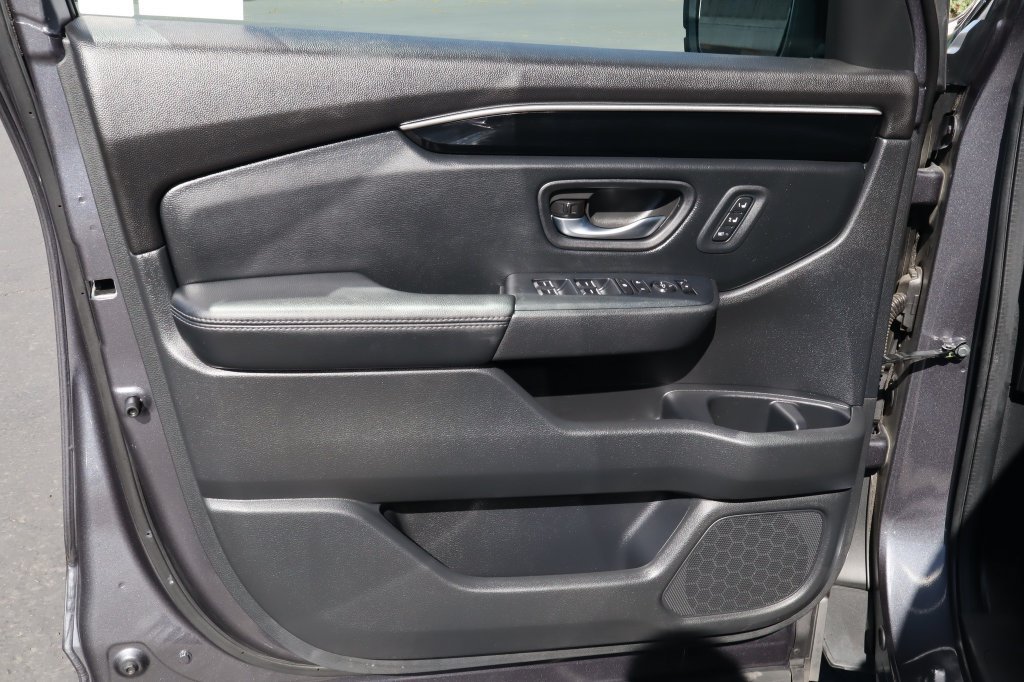 Used 2024 Honda Pilot EX-L image 17