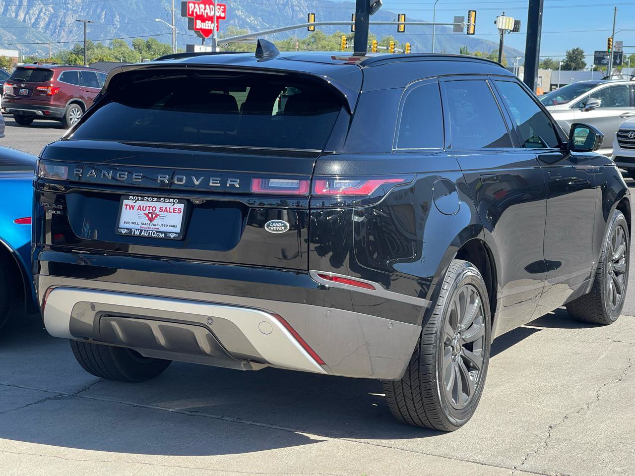 Used 2019 Land Rover Range Rover Velar R-Dynamic SE AWD/4WD image 5