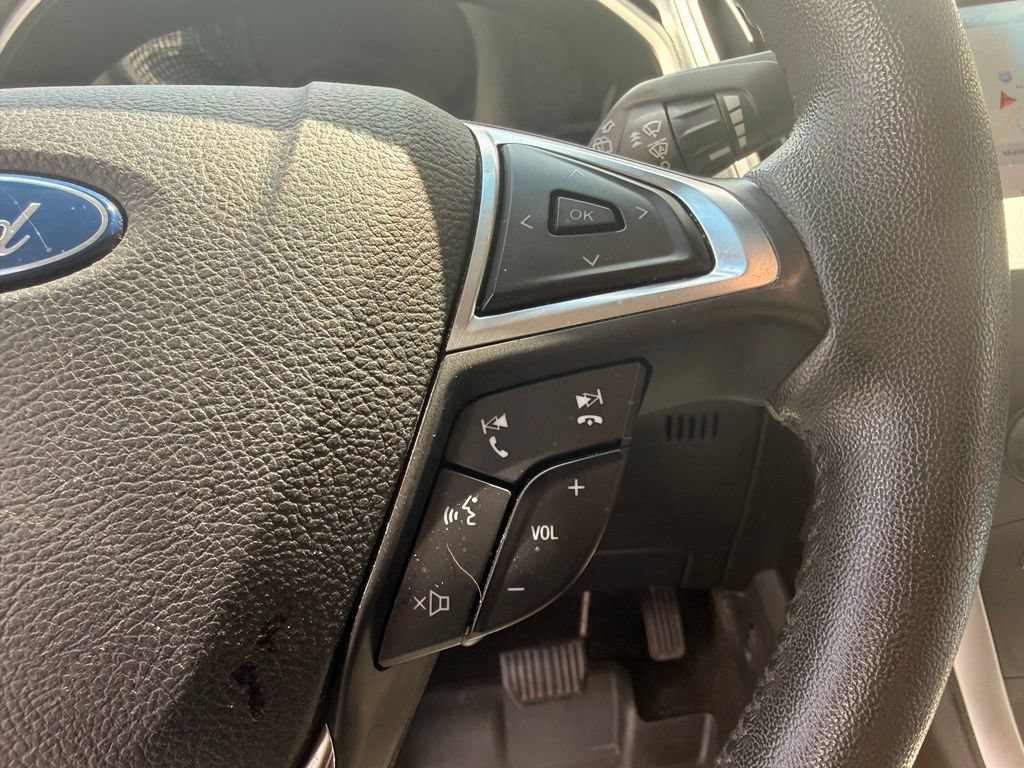 Used 2019 Ford Edge SEL w/ Equipment Group 201A FWD image 14