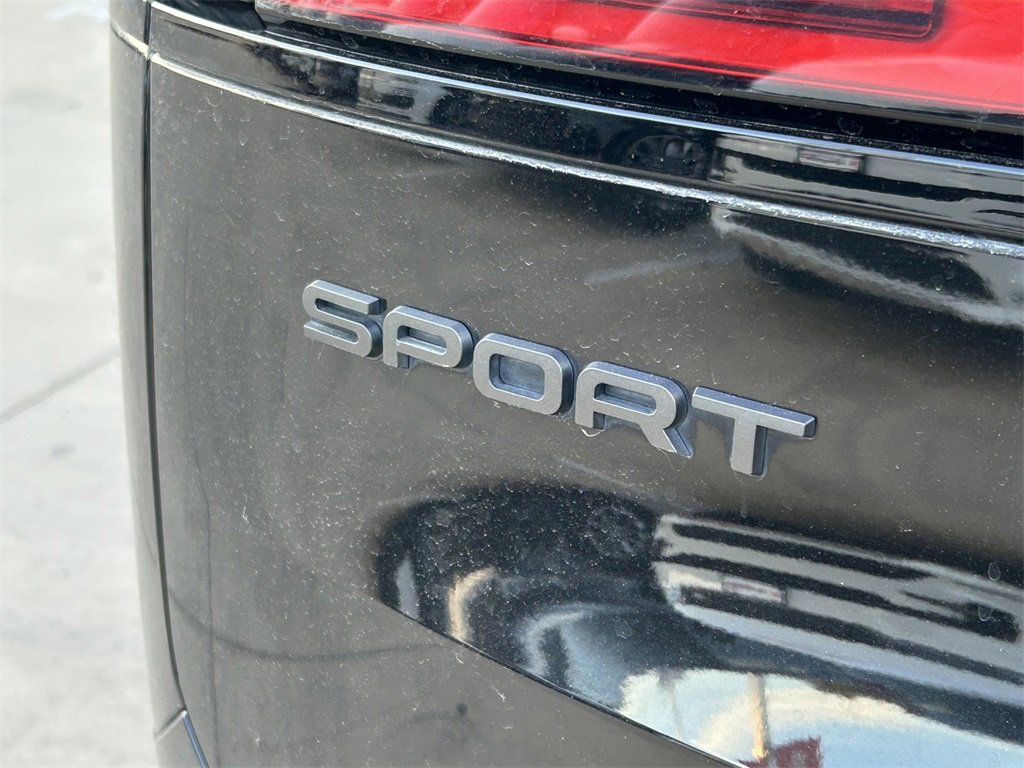 Used 2024 Land Rover Range Rover Sport Dynamic SE image 13