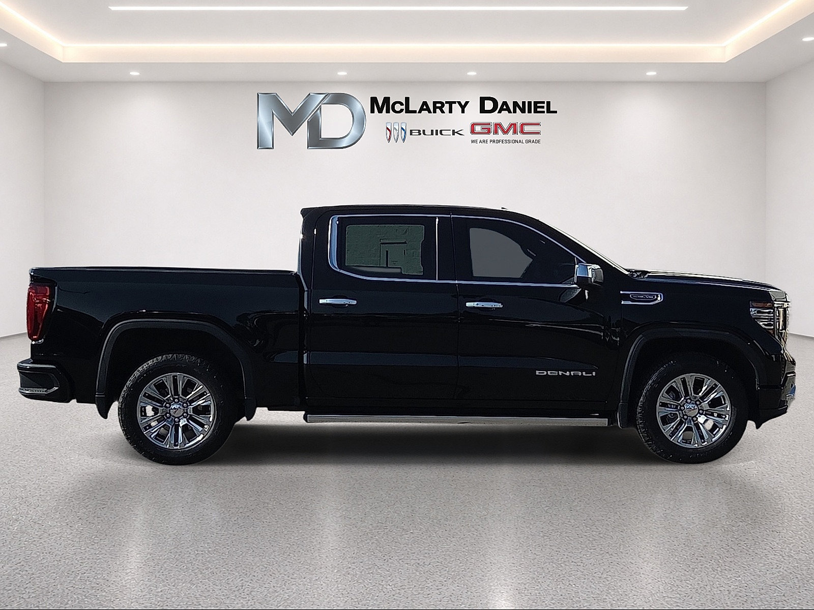 Certified 2023 GMC Sierra 1500 Denali AWD/4WD image 15