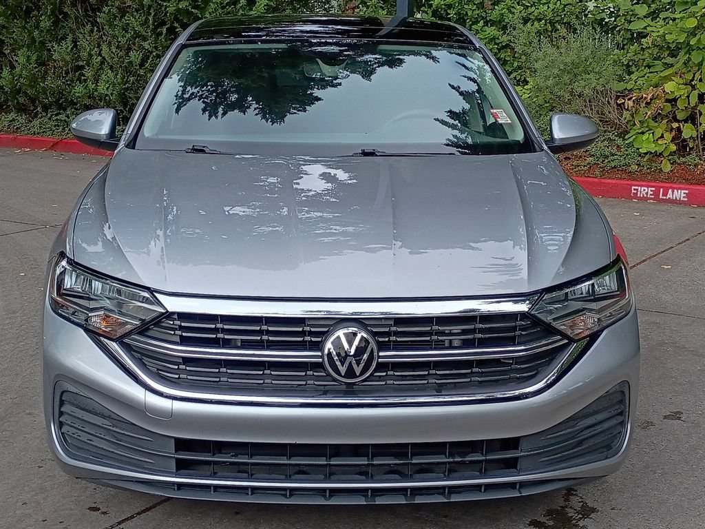 Used 2022 Volkswagen Jetta SE FWD image 12