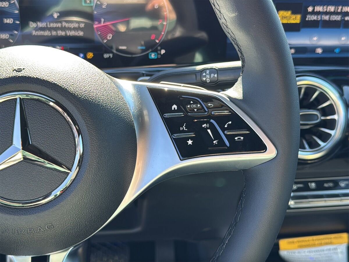 New 2026 Mercedes-Benz GLB 250 image 16