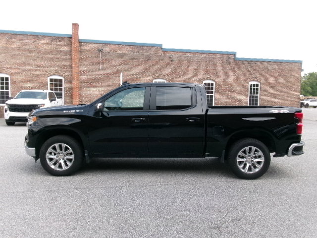 Used 2025 Chevrolet Silverado 1500 LT image 7