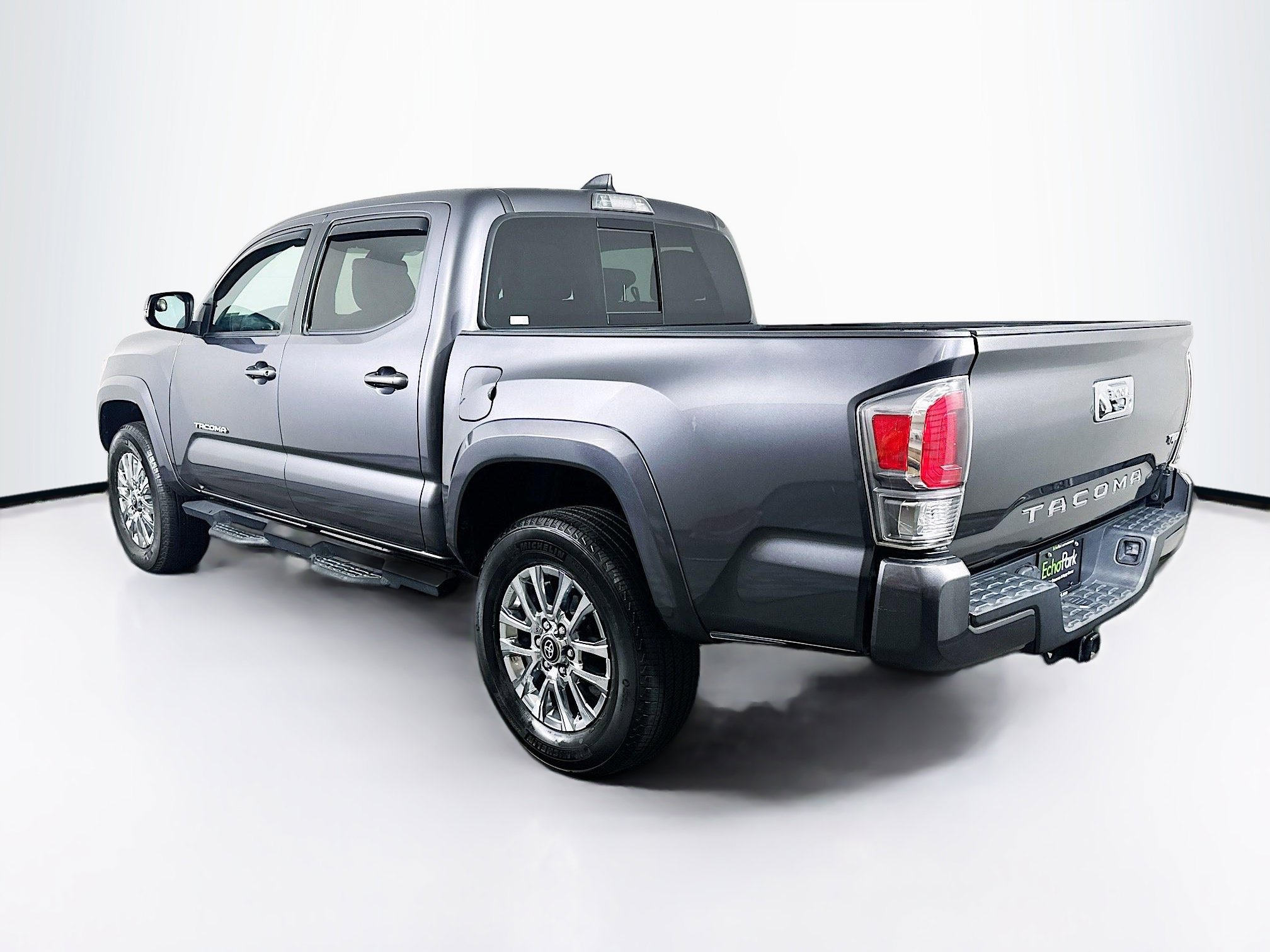 Used 2020 Toyota Tacoma TRD Sport image 5