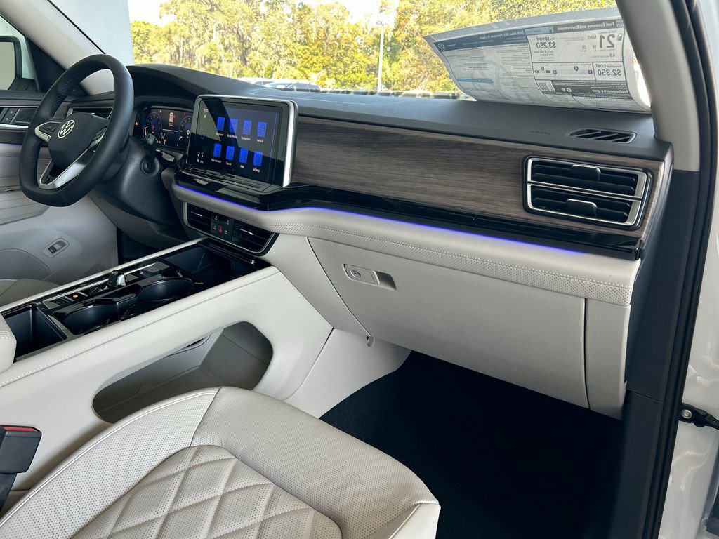 New 2026 Volkswagen Atlas SEL Premium R-Line image 39