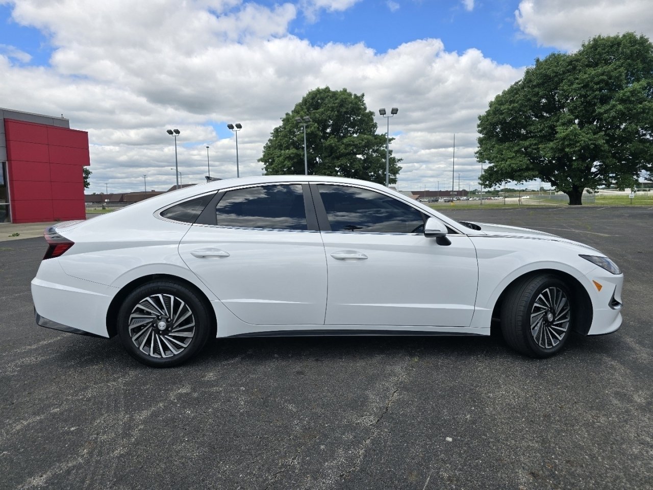 Used 2023 Hyundai Sonata SEL w/ Cargo Package FWD image 17