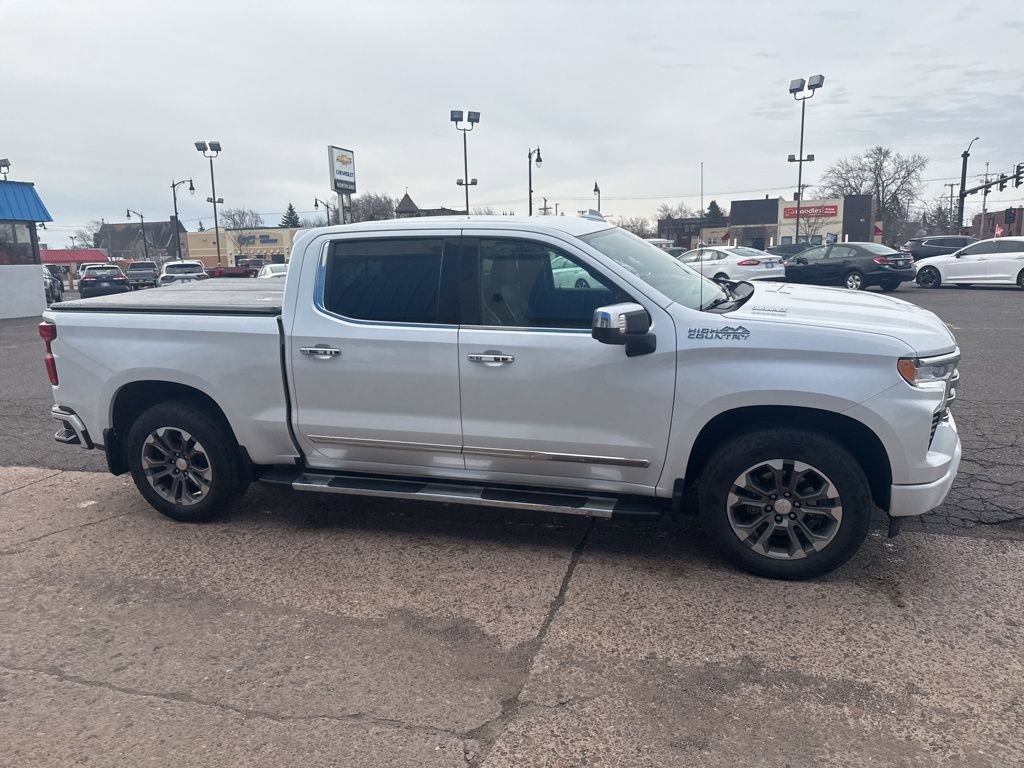 Certified 2022 Chevrolet Silverado 1500 High Country w/ Z71 Off-Road Package AWD/4WD image 6
