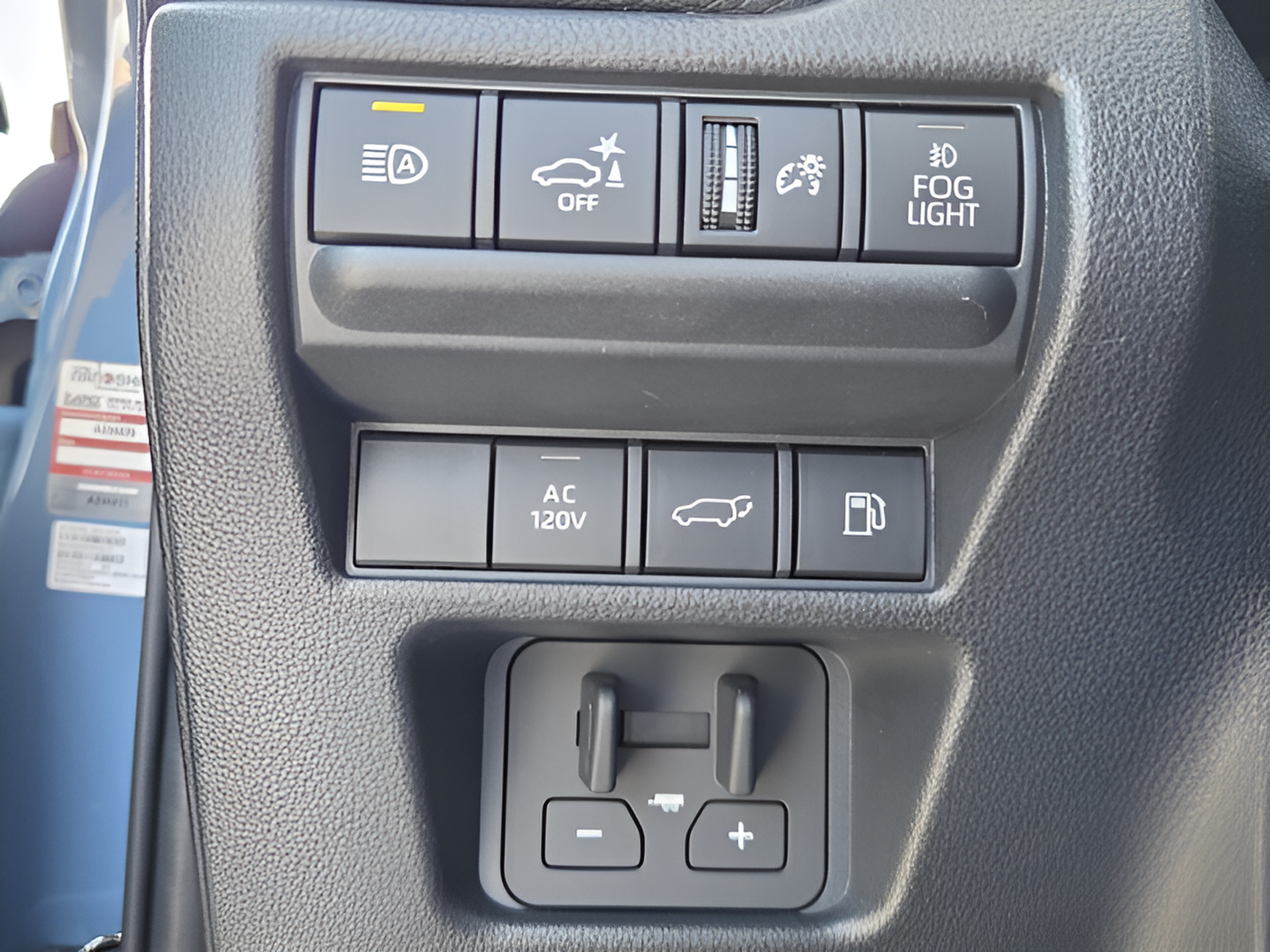 Used 2025 Toyota Land Cruiser w/ Premium Package AWD/4WD image 28