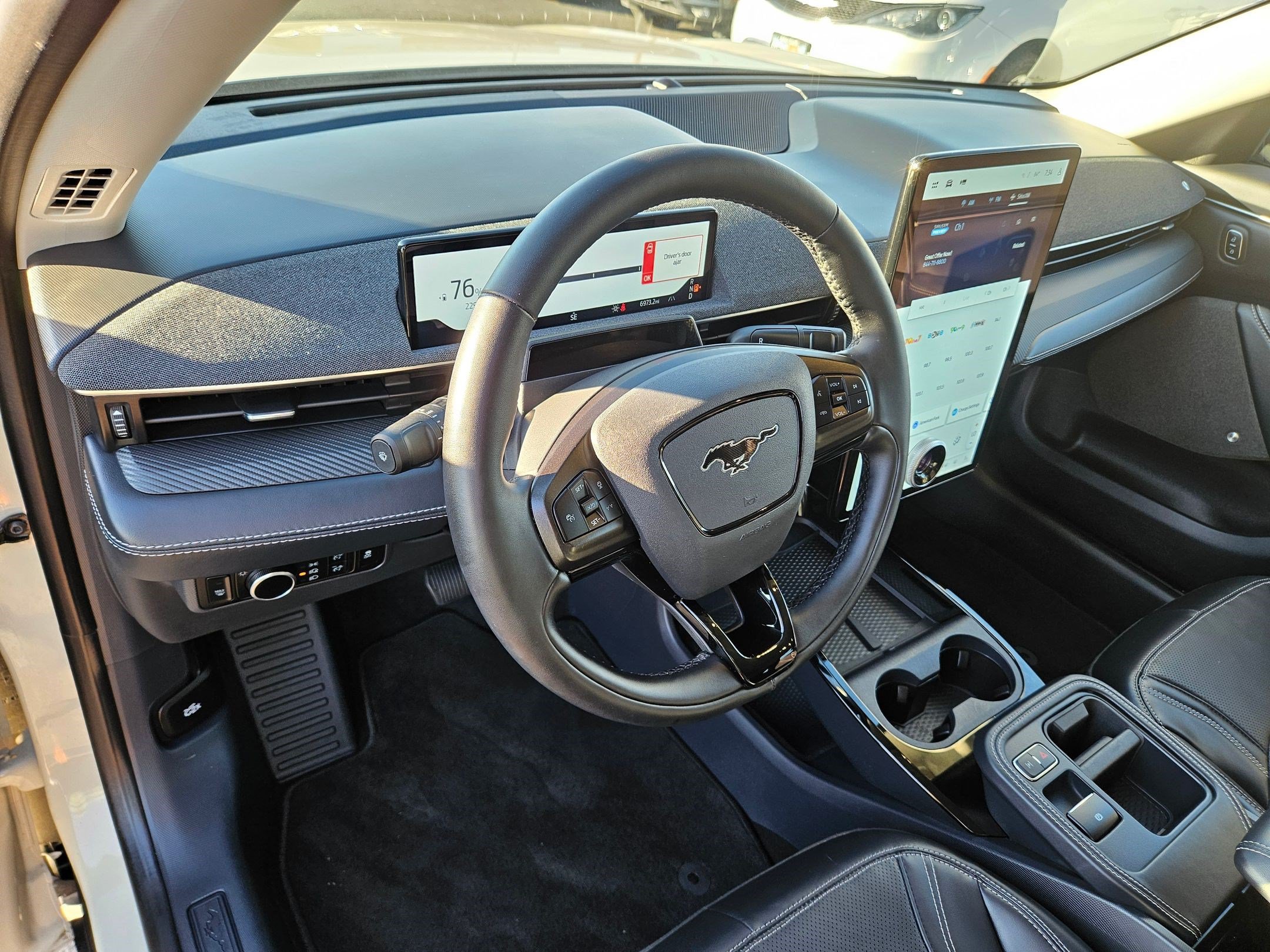 Used 2025 Ford Mustang Mach-E Premium AWD/4WD image 16