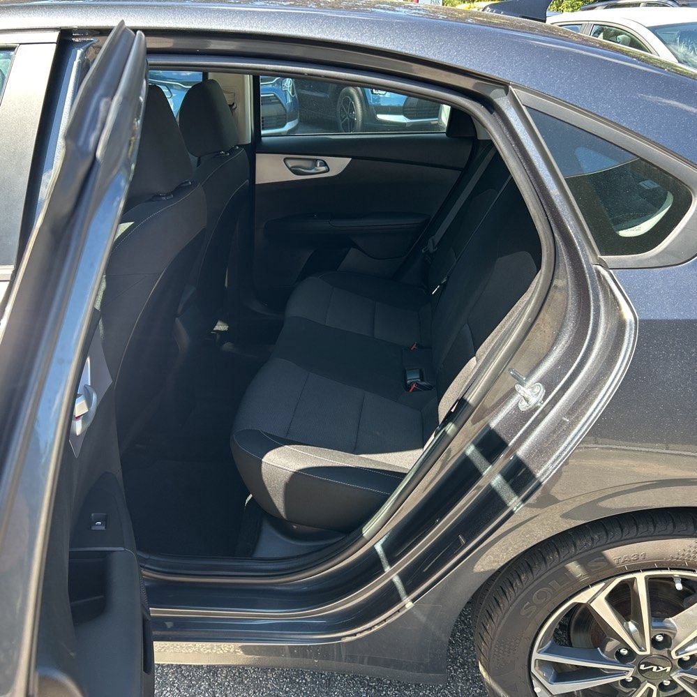 Used 2024 Kia Forte LXS FWD image 12