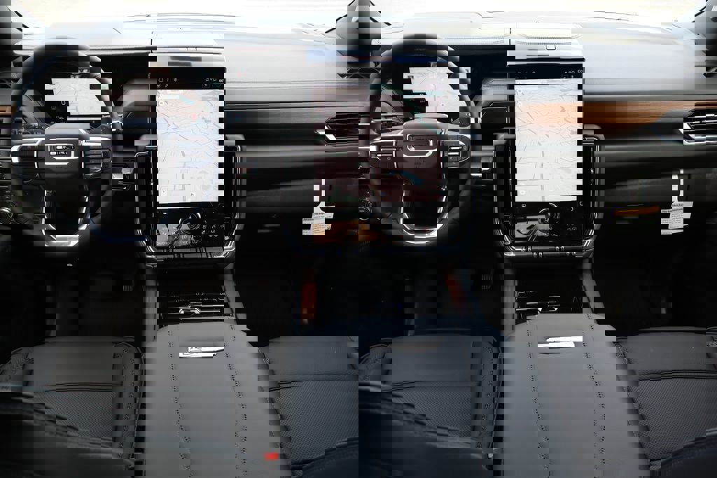 New 2026 GMC Yukon Denali w/ Sun & Power Step Package image 11