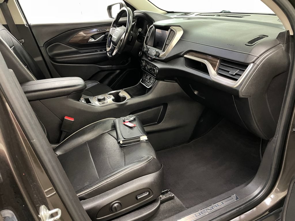 Used 2019 GMC Terrain Denali w/ Advanced Safety Package AWD/4WD image 37