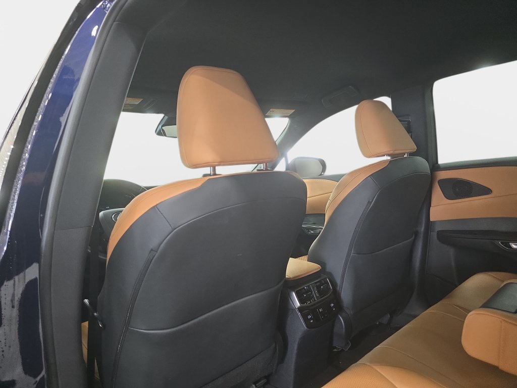 Used 2025 Lexus RX 350 FWD w/ Accessory Package (K3) image 10