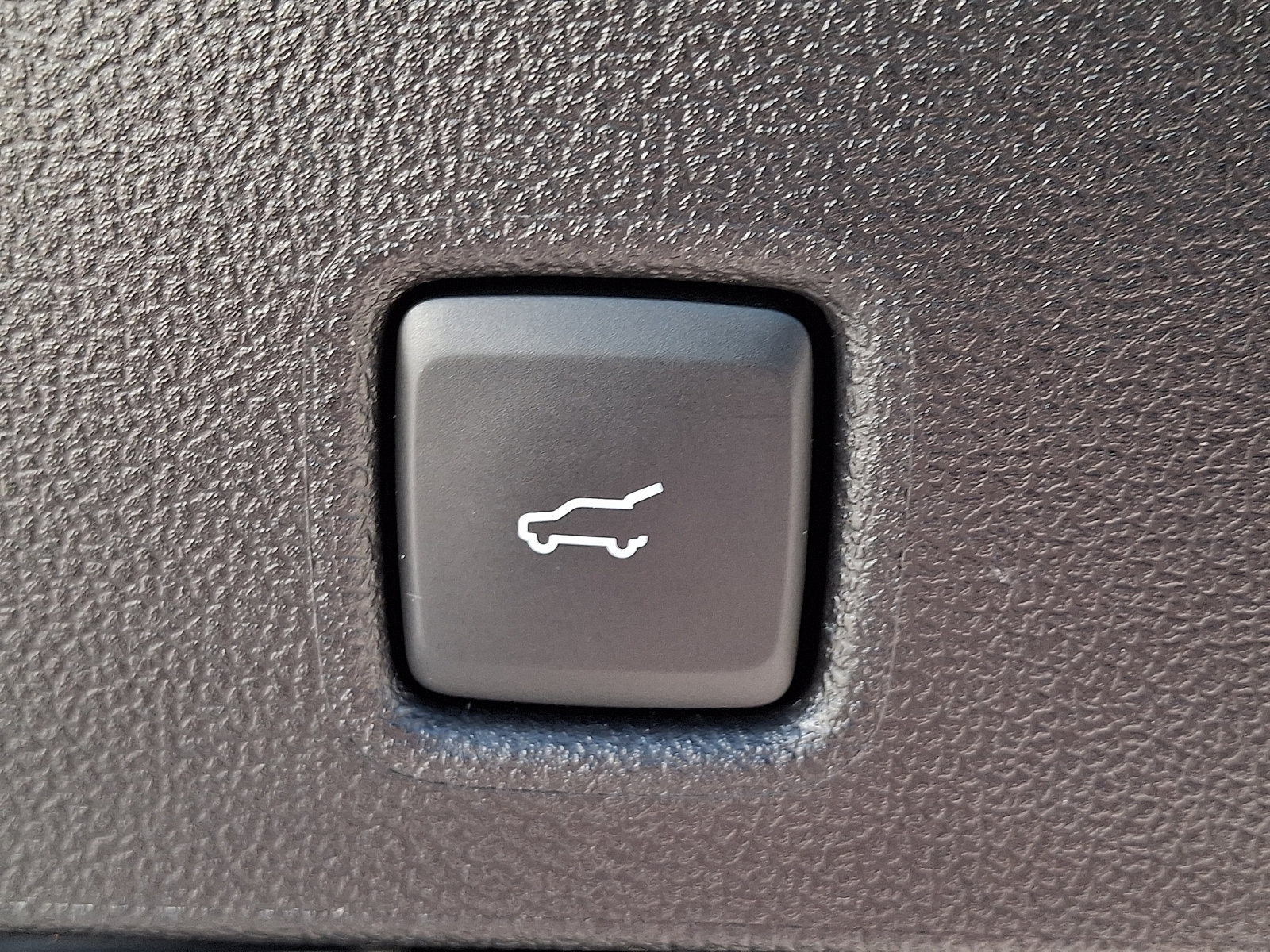 Certified 2026 Ford Escape SE FWD image 30