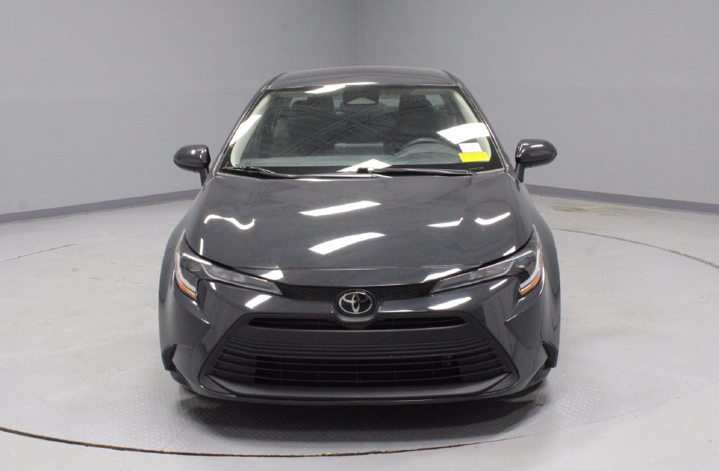 Used 2024 Toyota Corolla LE FWD image 6