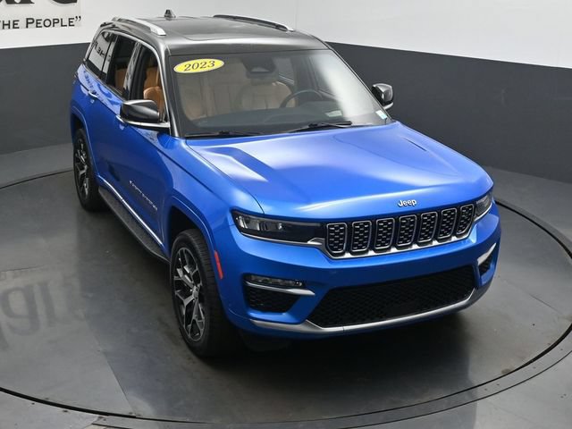 Used 2023 Jeep Grand Cherokee Summit AWD/4WD image 67