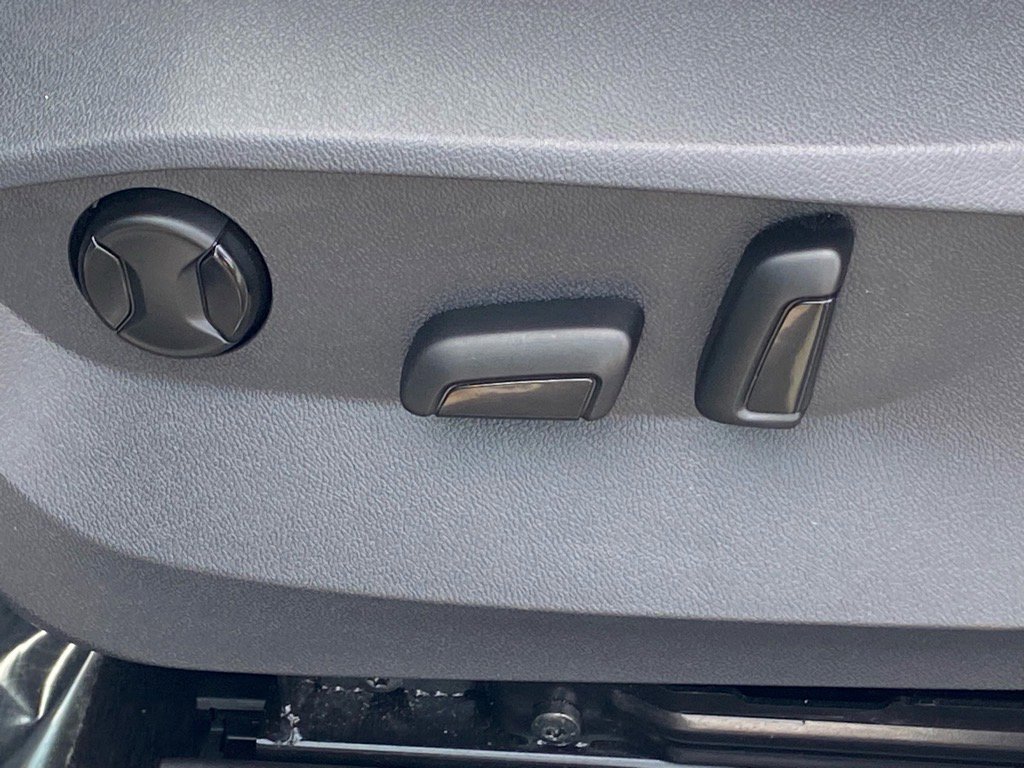 Used 2022 Volkswagen Taos SE image 14