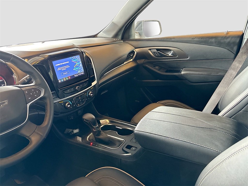 Used 2023 Chevrolet Traverse Premier w/ Redline Edition image 24