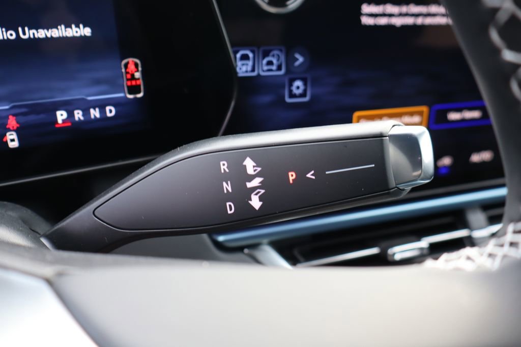 New 2026 Chevrolet Equinox EV LT image 17