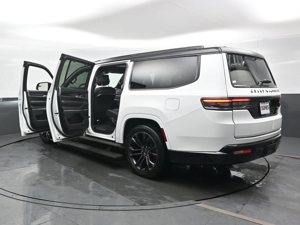 Used 2024 Jeep Grand Wagoneer L Series II w/ Quick Order Packagew 28T AWD/4WD image 49