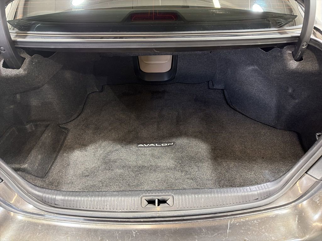 Used 2009 Toyota Avalon Limited FWD image 17