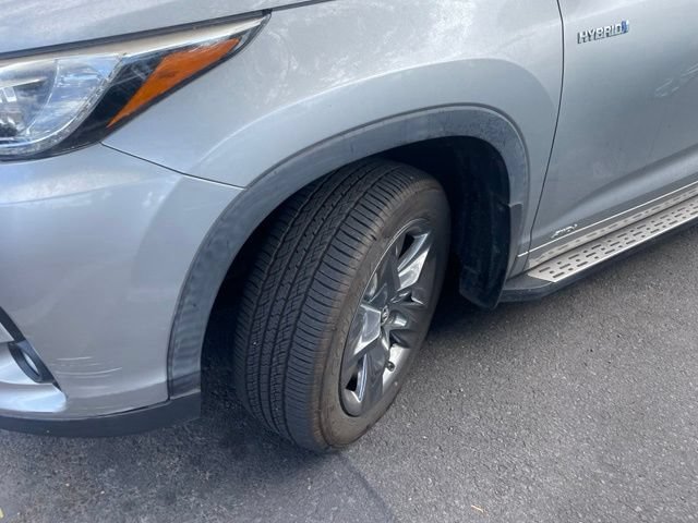 Used 2018 Toyota Highlander Limited Platinum AWD/4WD image 12