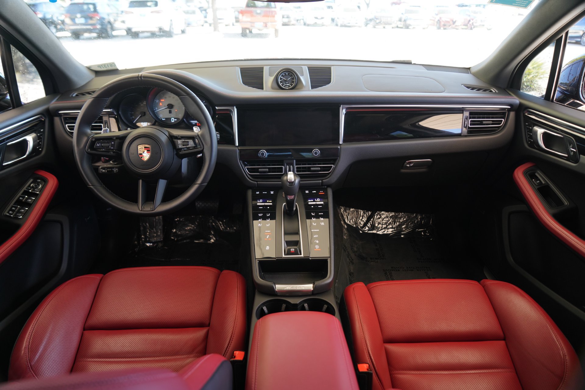 Used 2024 Porsche Macan S AWD/4WD image 26