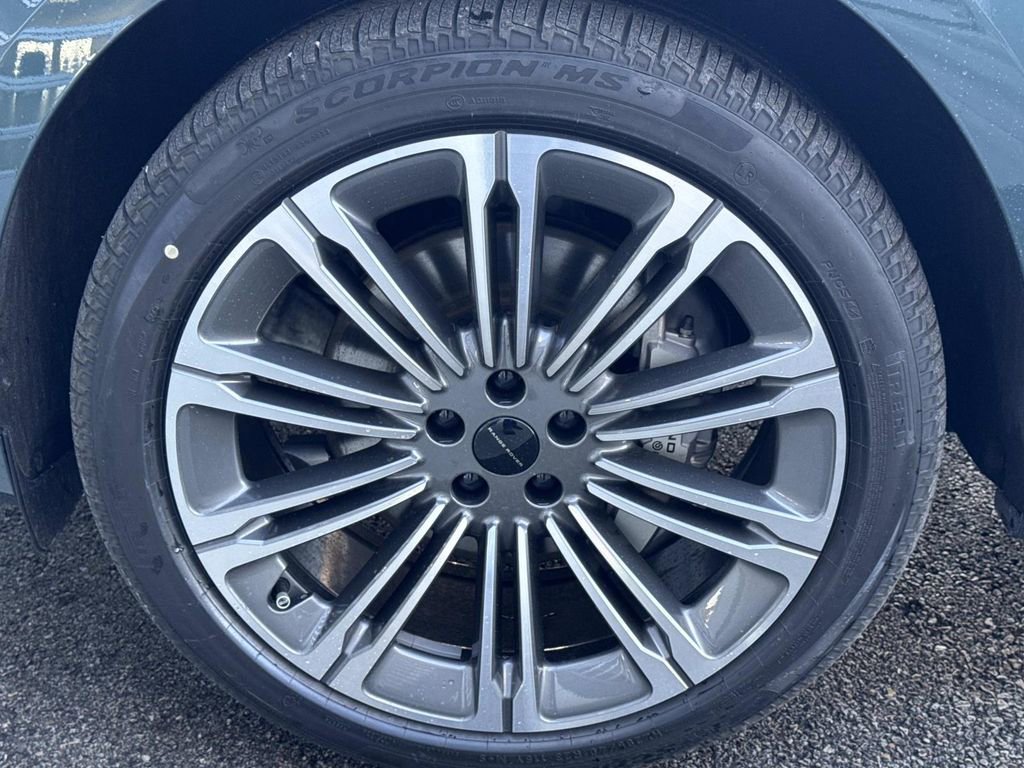 New 2026 Land Rover Range Rover Sport Dynamic SE image 12