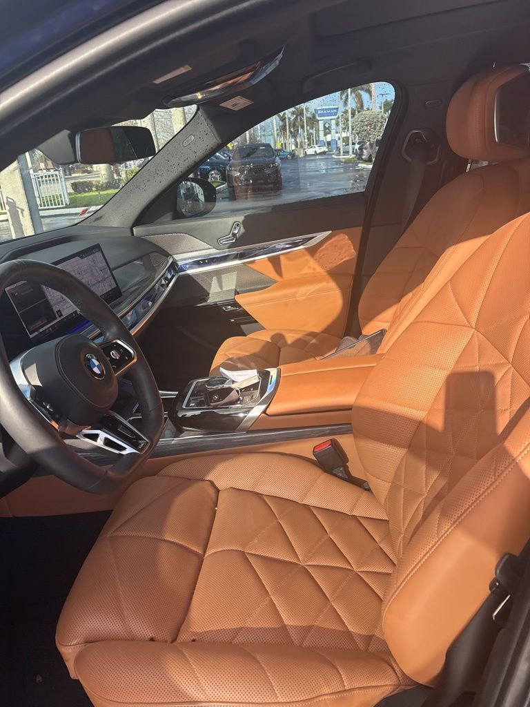 Used 2023 BMW 740i 740i image 4