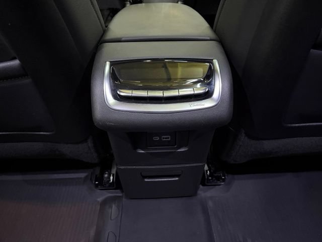 Used 2024 Cadillac XT6 Luxury w/ LPO, Floor Liner Package AWD/4WD image 31