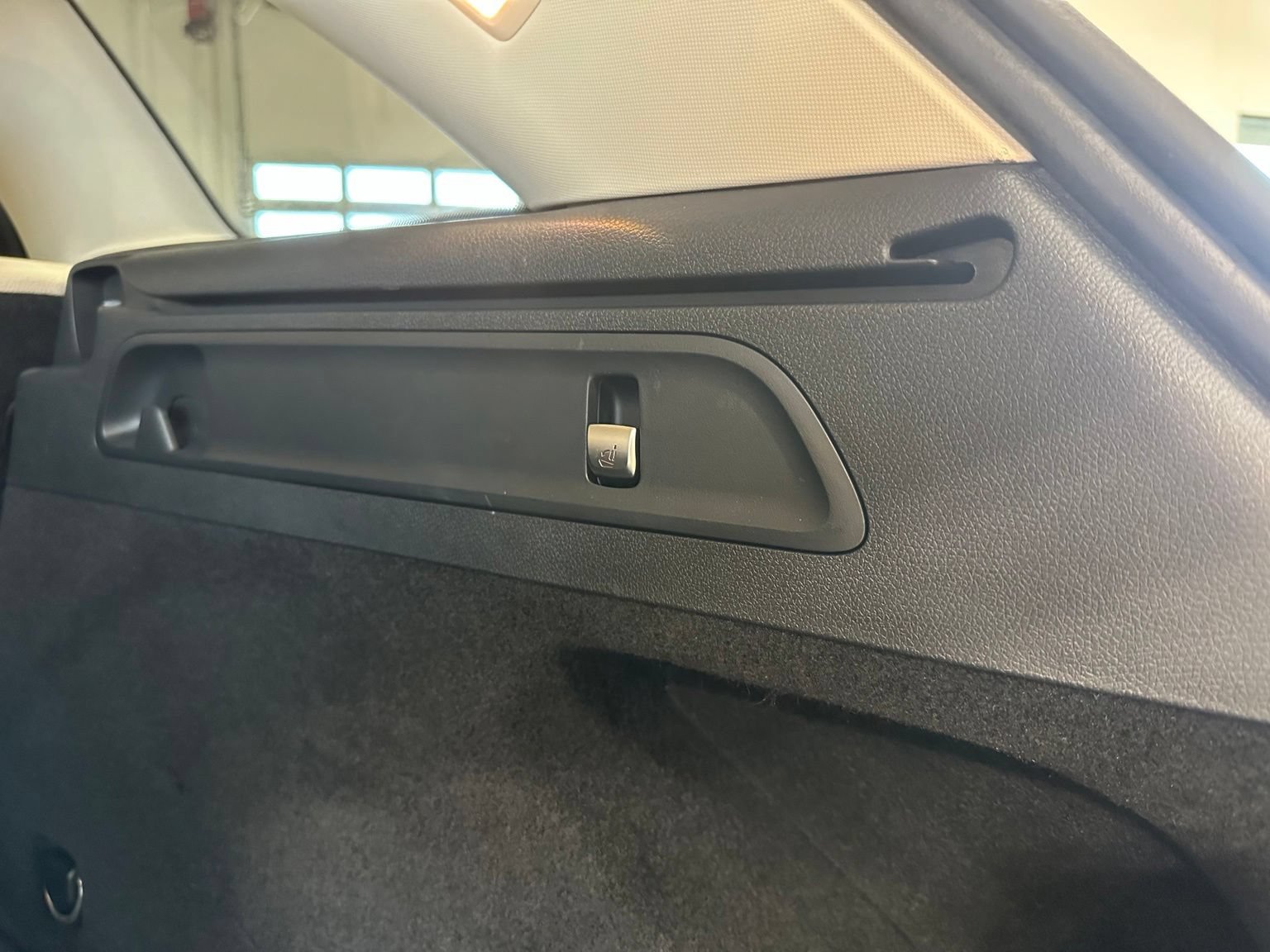 Used 2022 Mercedes-Benz GLC 300 image 40