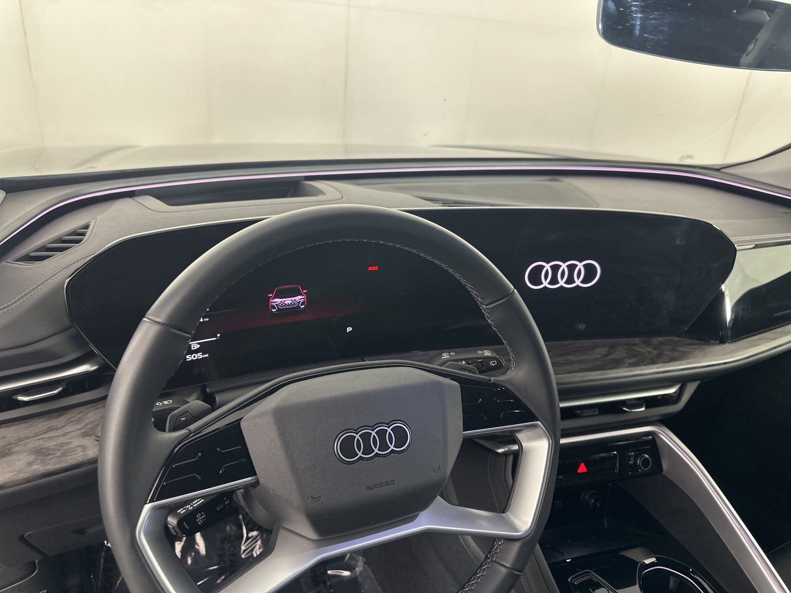 Certified 2025 Audi Q5 2.0T Premium Plus w/ Premium Plus image 18