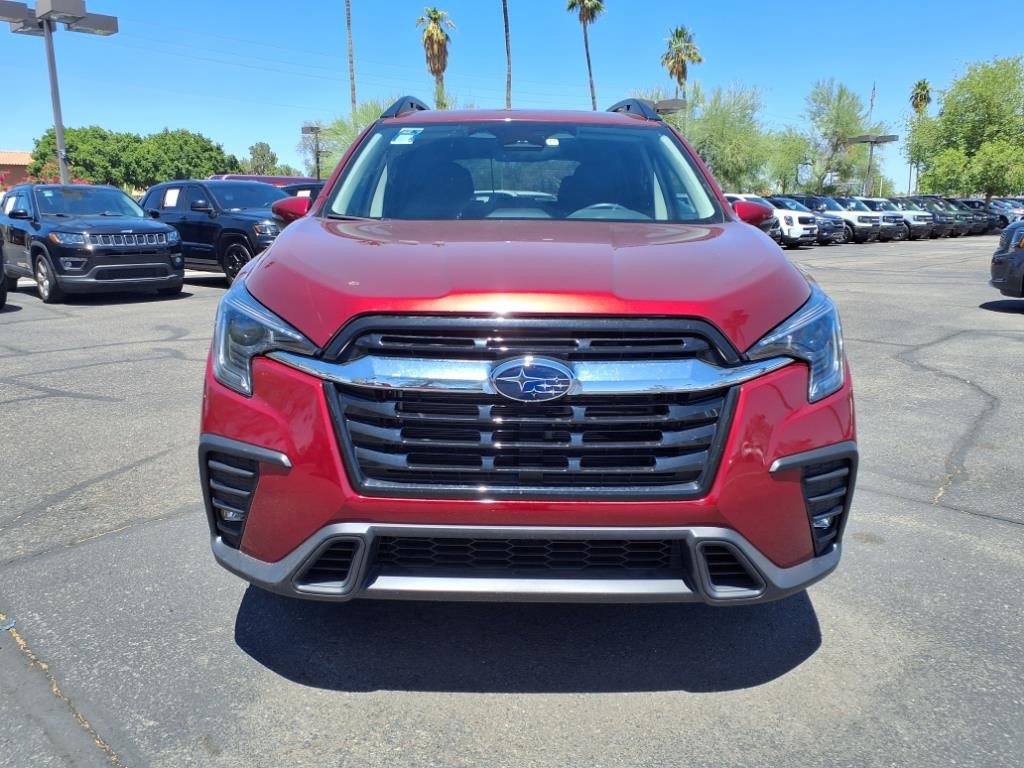 Used 2023 Subaru Ascent Limited image 2