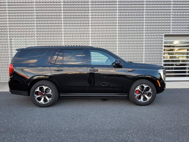 Used 2026 GMC Yukon AT4 Ultimate w/ LPO, Illumination Package AWD/4WD image 5