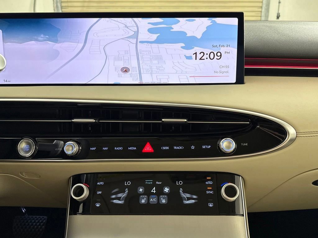 New 2026 Genesis GV70 2.5T Select AWD/4WD image 19