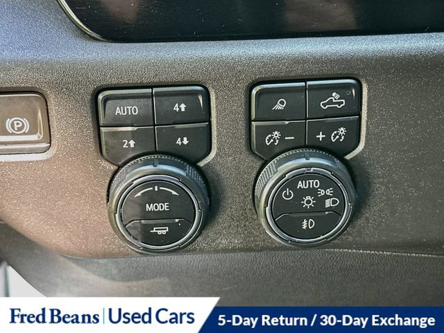 Used 2023 Chevrolet Silverado 1500 LT Trail Boss w/ LT Trail Boss Premium Package AWD/4WD image 15