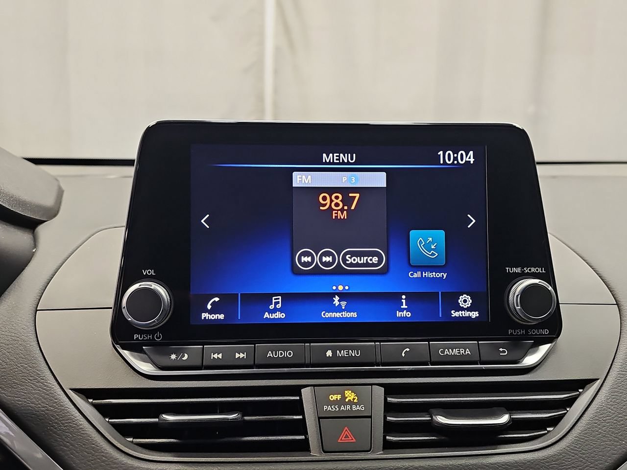 Used 2025 Nissan Altima 2.5 S FWD image 21