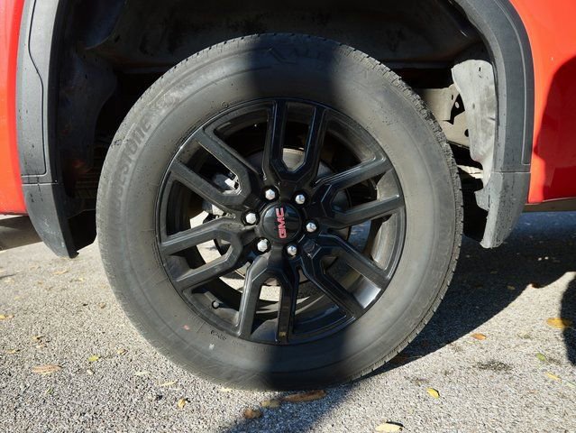 Used 2022 GMC Sierra 1500 Elevation w/ LPO, Elevation Black Package image 29