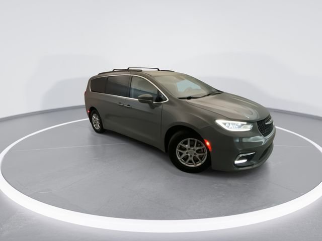 Used 2022 Chrysler Pacifica Touring-L FWD image 6