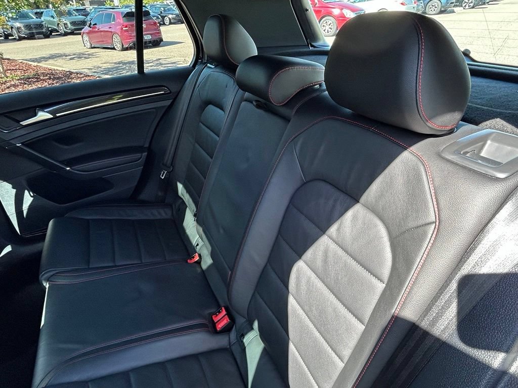 Used 2017 Volkswagen GTI Autobahn FWD image 48