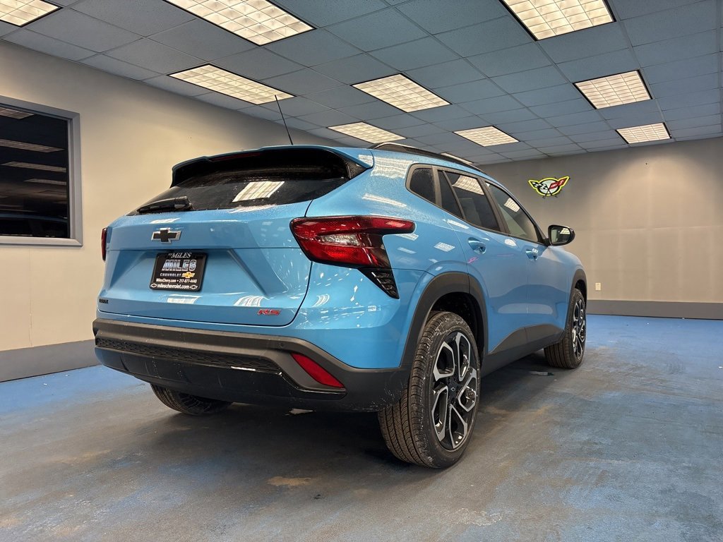 New 2026 Chevrolet Trax RS w/ Driver Confidence Package image 3